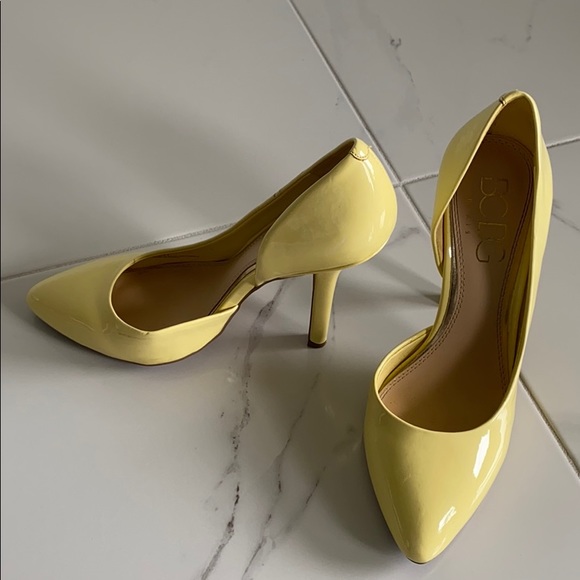 Shoes - Picture 3 of 3